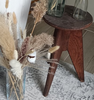 grand tabouret