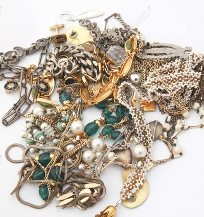 assortment of jewelry