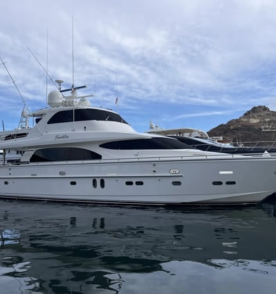 yate de pesca deportiva horizon 90