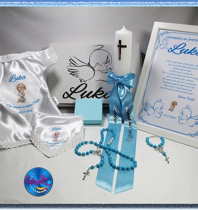 Krsni set za krštenje s personaliziranom košuljicom i krunicom