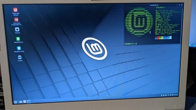 Linux Mint käynnissä ASUS-läppärillä