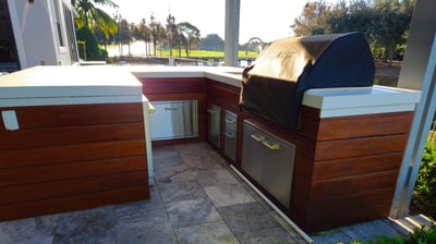outdoor kitchen
