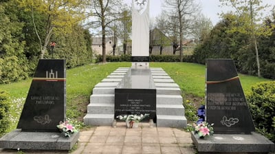 Memorialas Papilio krašto partizanams ir tremtiniams, Lietuvos partizanų kapas