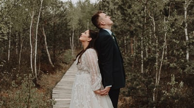 Vestuvių fotografė Ieva Vos- reportažinė vestuvių fotosesija