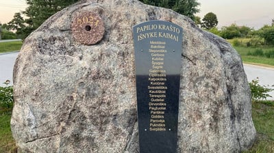 Paminklas Papilio krašto išnykusiems kaimams atminti