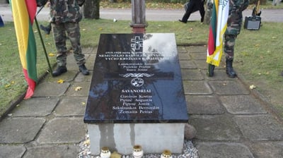 Atminimo lenta 1919 – 1920 m. Nepriklausomybės kovų Nemunėlio Radviliškio valsčiaus Vyčio kryžiaus k