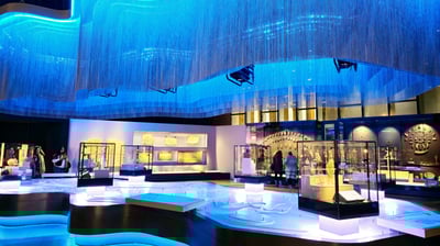Intérieur du Grand Musée Égyptien avec paseo tours