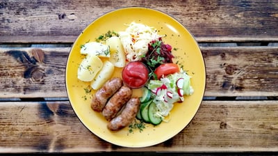 grill sausages Snekutis