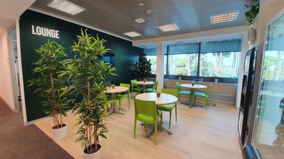 Area Lounge di TRavelport, progetto nel settore uffici di BRB Engineering srl