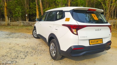 KIA carens - Jyothisree Tours and Travels