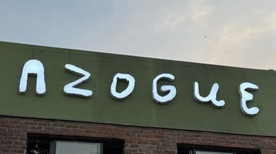 Estos son letras 3D de Acrilico