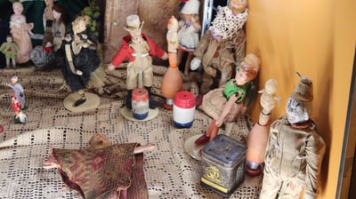 MEEa Art Museum/Gallery MEEa Unusuals & MEEa Gifts