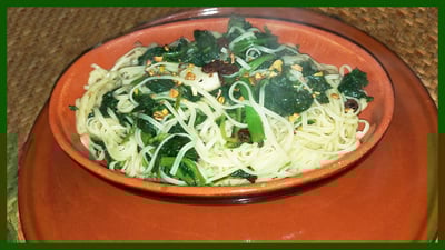 tagliolini con cime di rapa e pistacchi