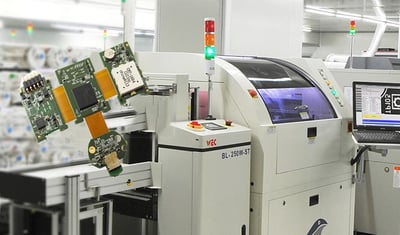 Omini ensures precise Flex PCB assembly processes for flexible, reliable, and high-quality results.