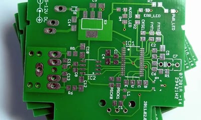 Understand the limitations of FR-4 circuit boards with insights from Omini.