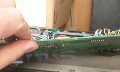 DX9 to DX7 Lifting Board for Battery Terminal Access