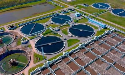 a large amount of water is being used to make a water tank
