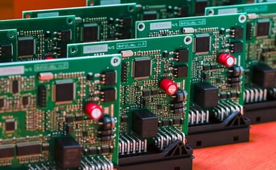 Low Volume PCB Assembly by Omini – Precision solutions for small batch production.