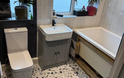 Bath replacement project handled by local plumbers in Malvern