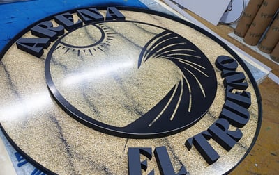Logo en corporeas de "Arenas el trueno"