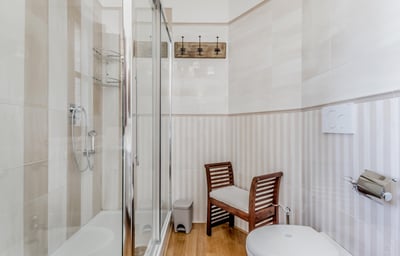 Stanza Fiordaliso altra vista bagno
