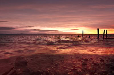 Sonnenuntergang in Friedrichshafen am Bodensee - Roter Himmel über dem See