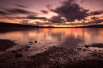 Reichenau am Bodensee - Sonnenuntergang mit Spiegelung im ruhigen See