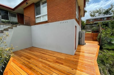 Professional Sydney Outdoor Decking gloss