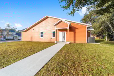 One story townhouse