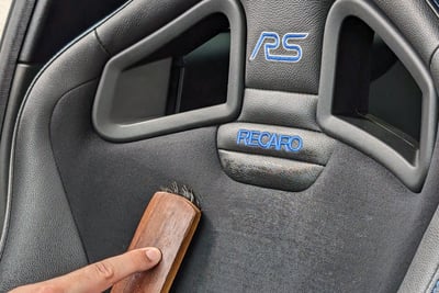 nettoyage alcantara voiture