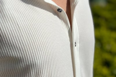 camisa texturizada blanca casual/formal