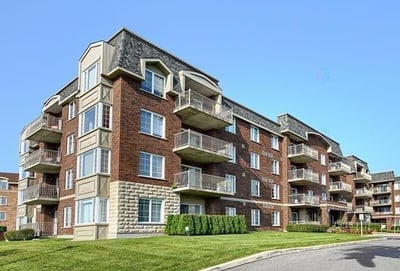 Multi-residential pest control services for bedbugs, Dorval, Quebec