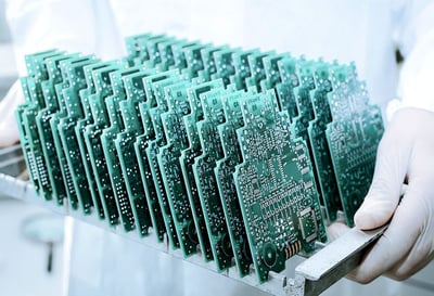 Omini offers prototype PCB assembly, optimizing product development and manufacturing efficiency.