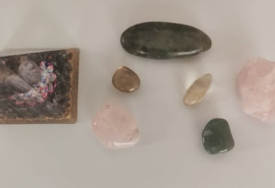 pyramide d'améthyste, citrine quartz rose, labradorite