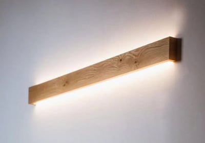 applique muro biemissione led legno soggiorno