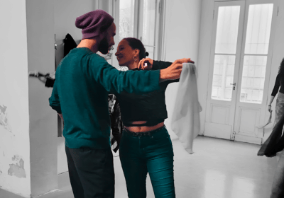 Clase de Zamba con Noelia: estudiantes bailan con libertad y bienestar