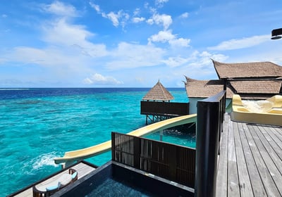 ozen-reserve-bolifushi-maldives-overwater-villa-living