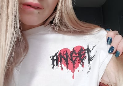 FlirtyBlondeBabe Flirty-Blonde-Babe Angel Tshirt, Sexy Lips, Piercing