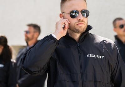 Agente Seguridad Patrimonial atento reduce riesgos