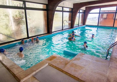 cabañas en pichilemu con piscina temperada