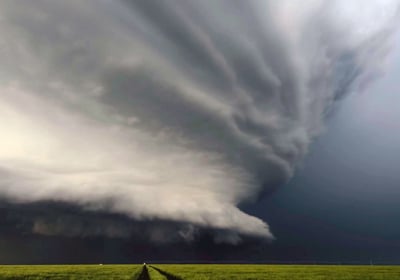 Massive storm cell moving across the plains