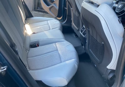 Fahrzeug Innenraum reinigen Linz – saubere Sitze und Armaturen nach der Pflege