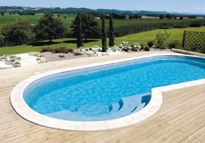 alt="piscine polyester maroc"