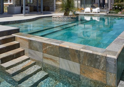 alt="piscine maroc"