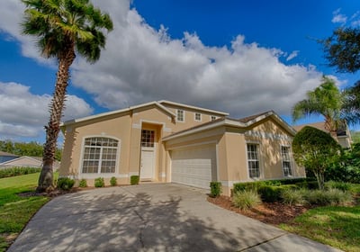 Emerald Villas a home with a palm tree in Florida