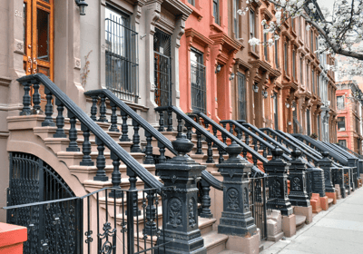 Calle en el barrio Harlem en Nueva York