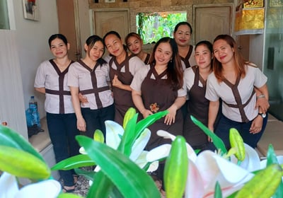 Nusa Dua Spa well trained Spa Terapist for best Massage in Nusa Dua