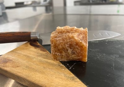 50 grammes de distillat à spectre complet