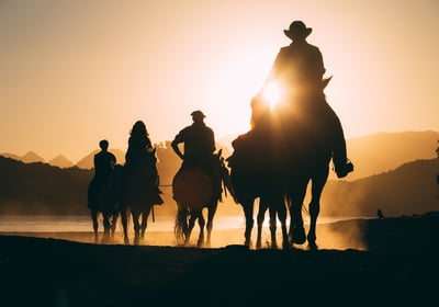 Horseback-riding-at-sunset