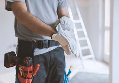 Gentleman, getting ready to work